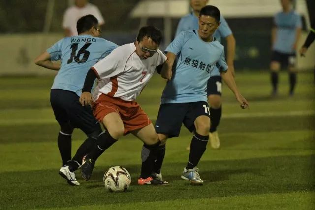 五大联赛助攻榜：萨卡居首 亚马尔9次排第2