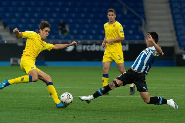 亚运会男篮决赛：菲律宾70-60战胜约旦夺冠